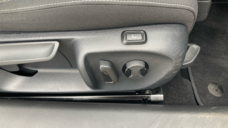 Skoda Superb 2.0 TDI SE Technology 5dr DSG Diesel Estate